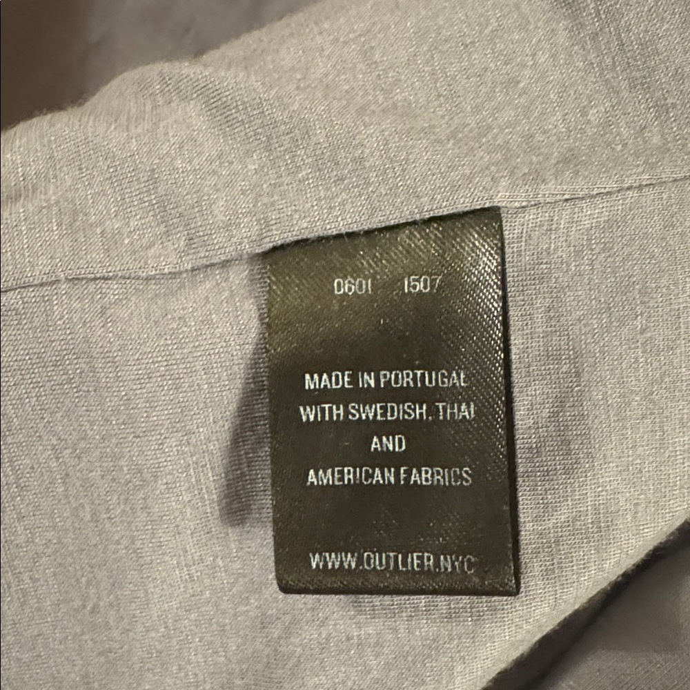 Outlier NYC Futurecore Warmshirt Insulated Shirt Jacket Shacket Mens Size M - Picture 11 of 13